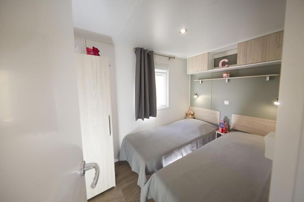 Camping Victoria Canet De Mar Exterior foto