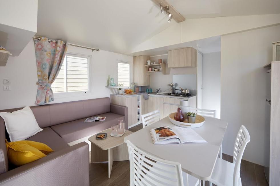 Camping Victoria Canet De Mar Exterior foto