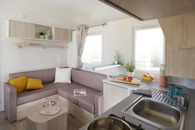 Camping Victoria Canet De Mar Exterior foto