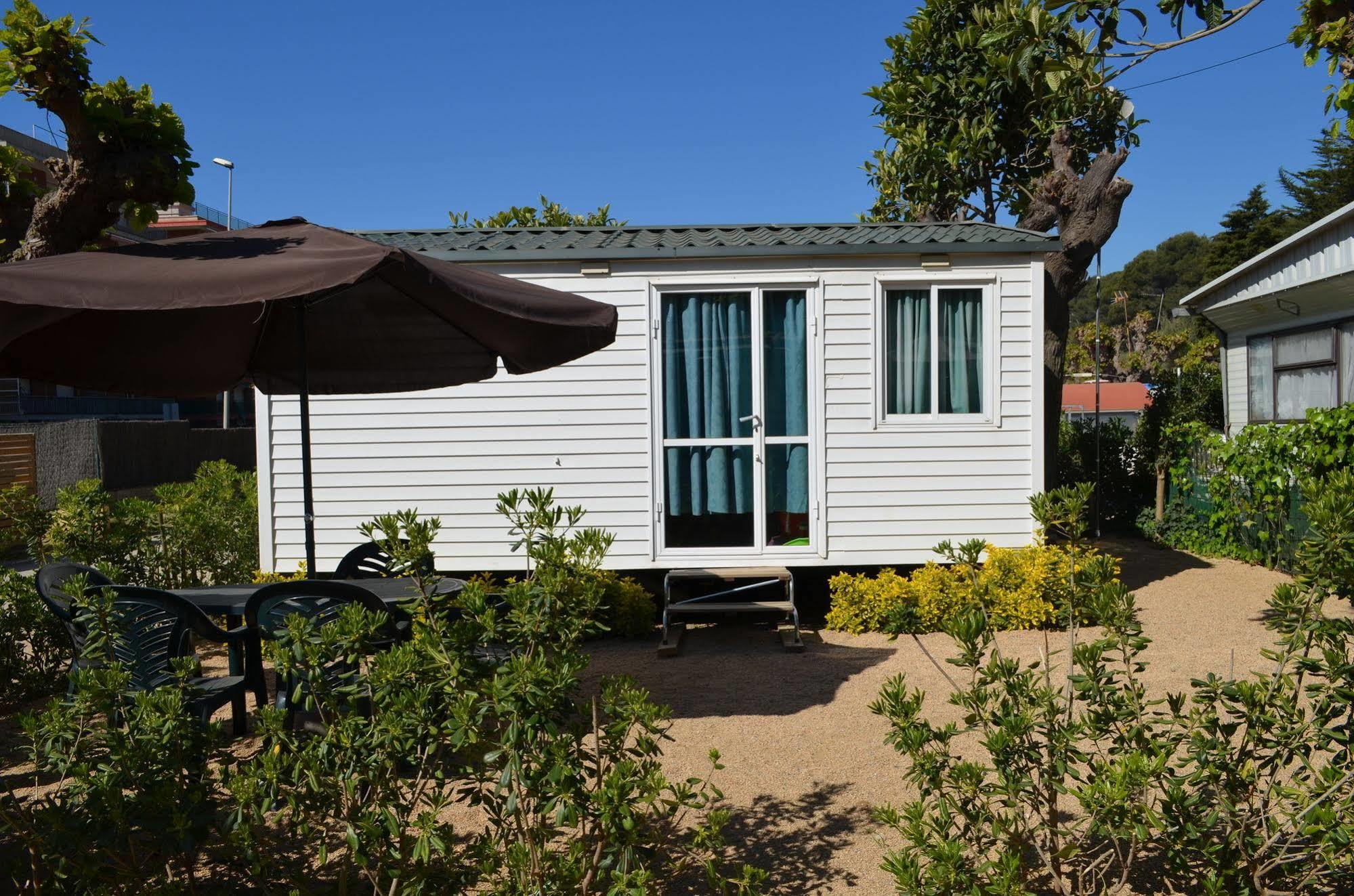 Camping Victoria Canet De Mar Exterior foto