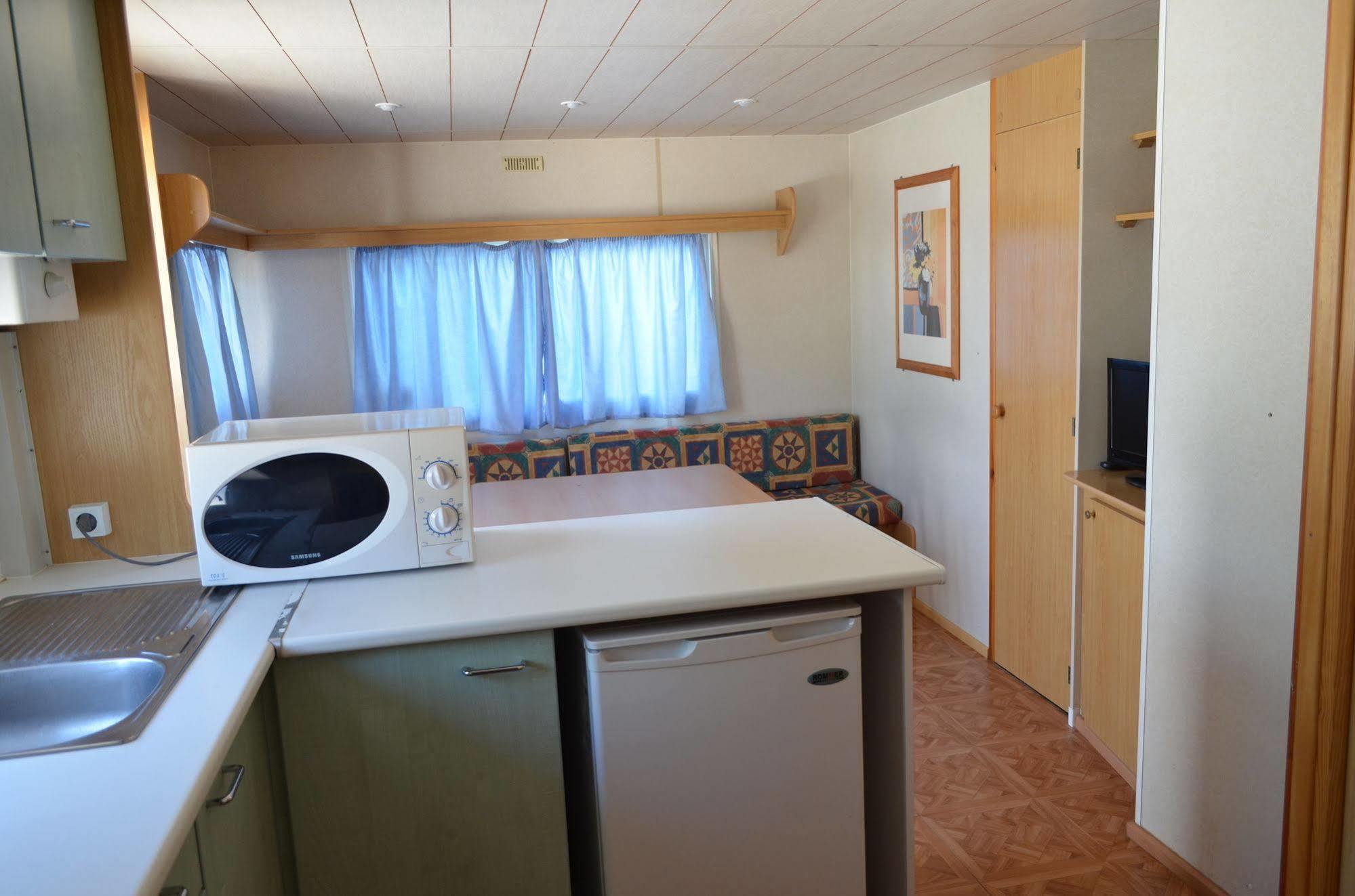 Camping Victoria Canet De Mar Exterior foto