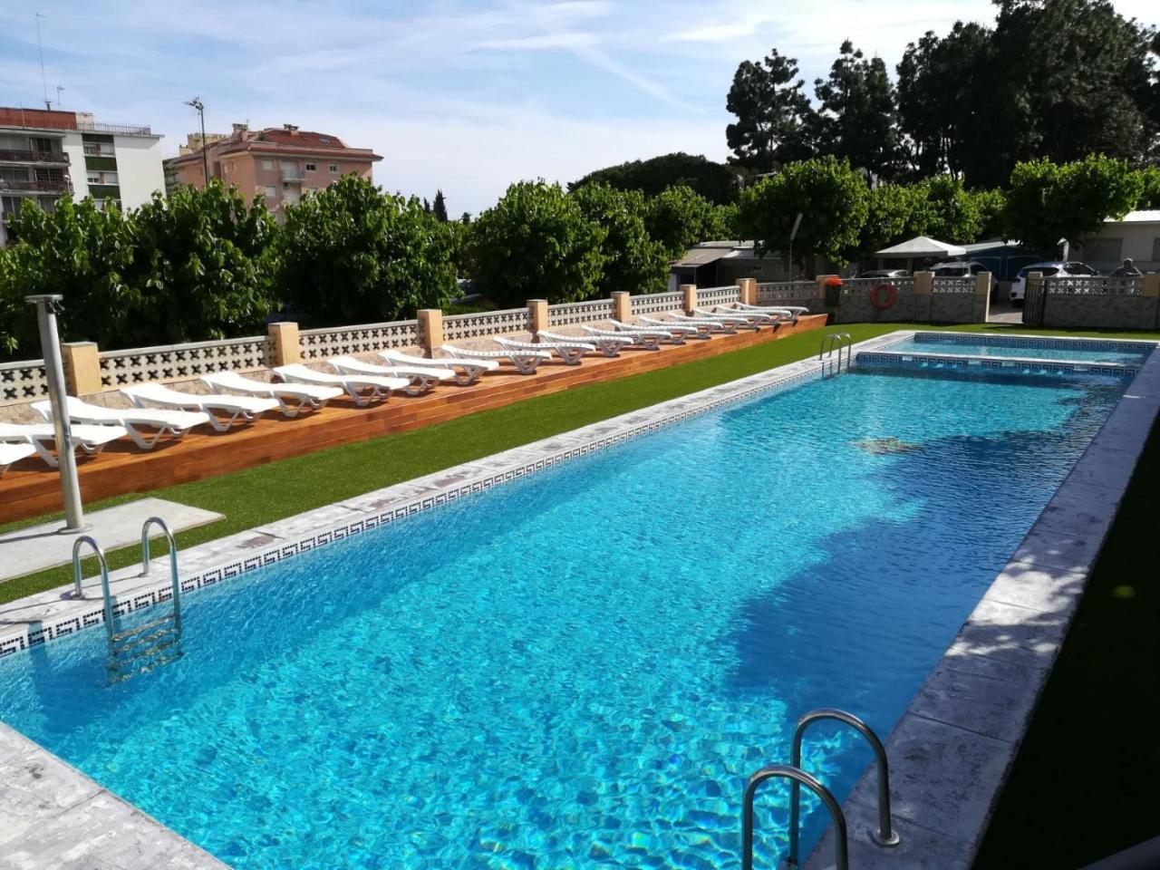Camping Victoria Canet De Mar Exterior foto